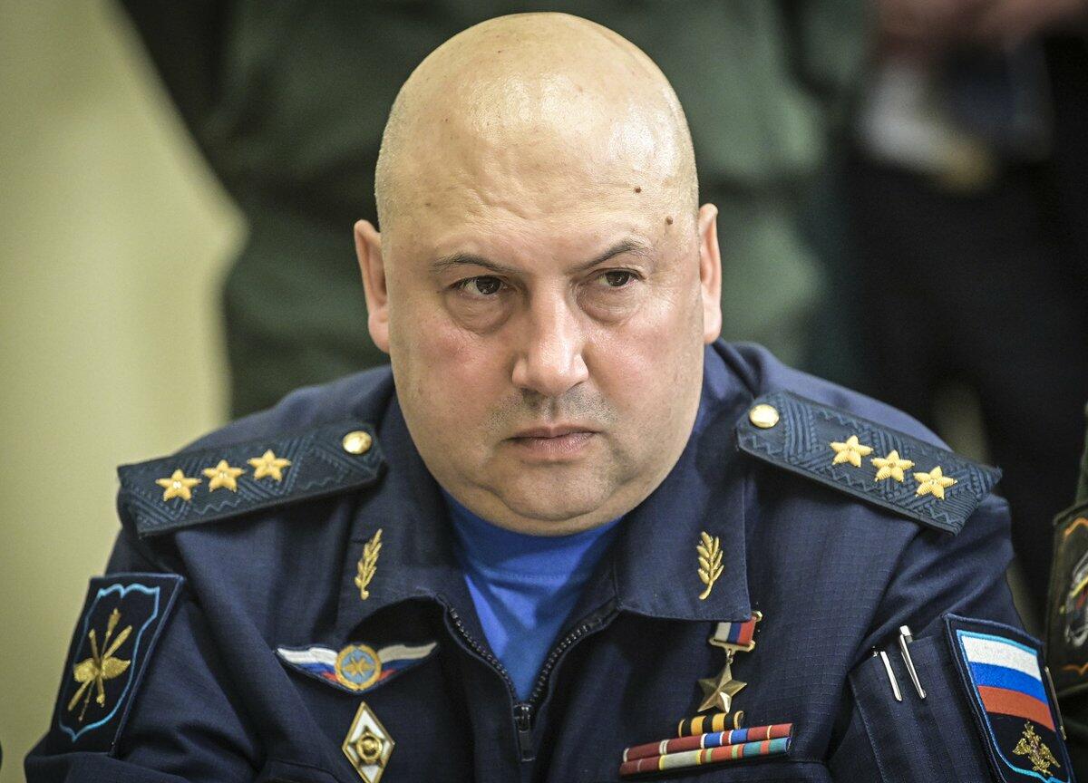 Le nouveau commandant Sergey Surovikin surnommé le Général Armageddon.